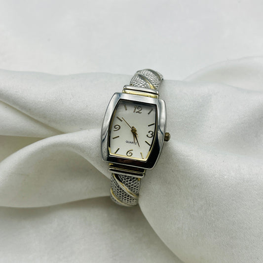 Silver-Toned Twist Detailed Watch