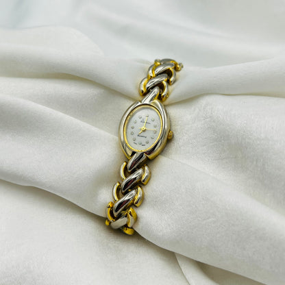 ✨ Gold-Toned Watch with Shimmer Dial