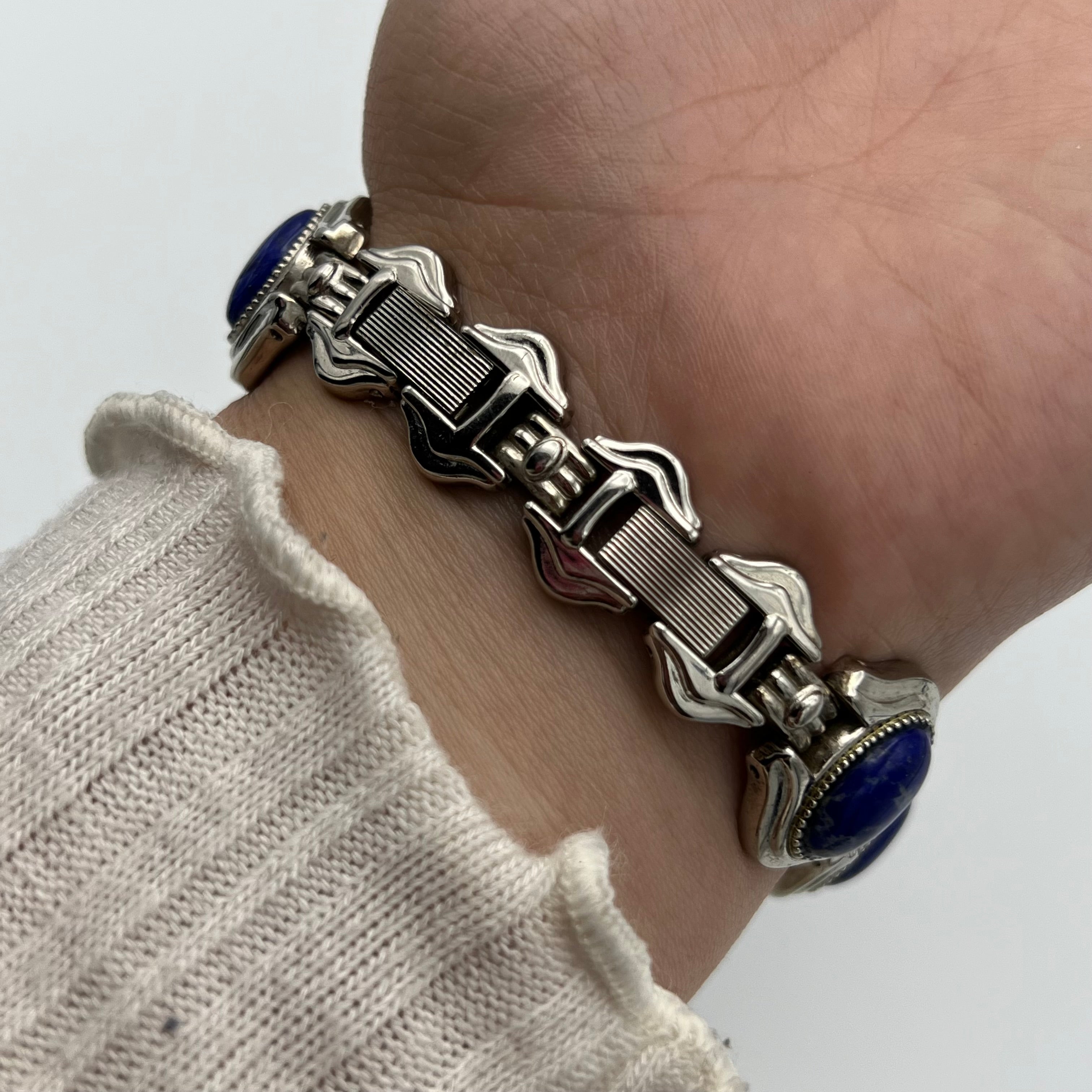 💙 Peek-a-boo Lapis Stone Watch