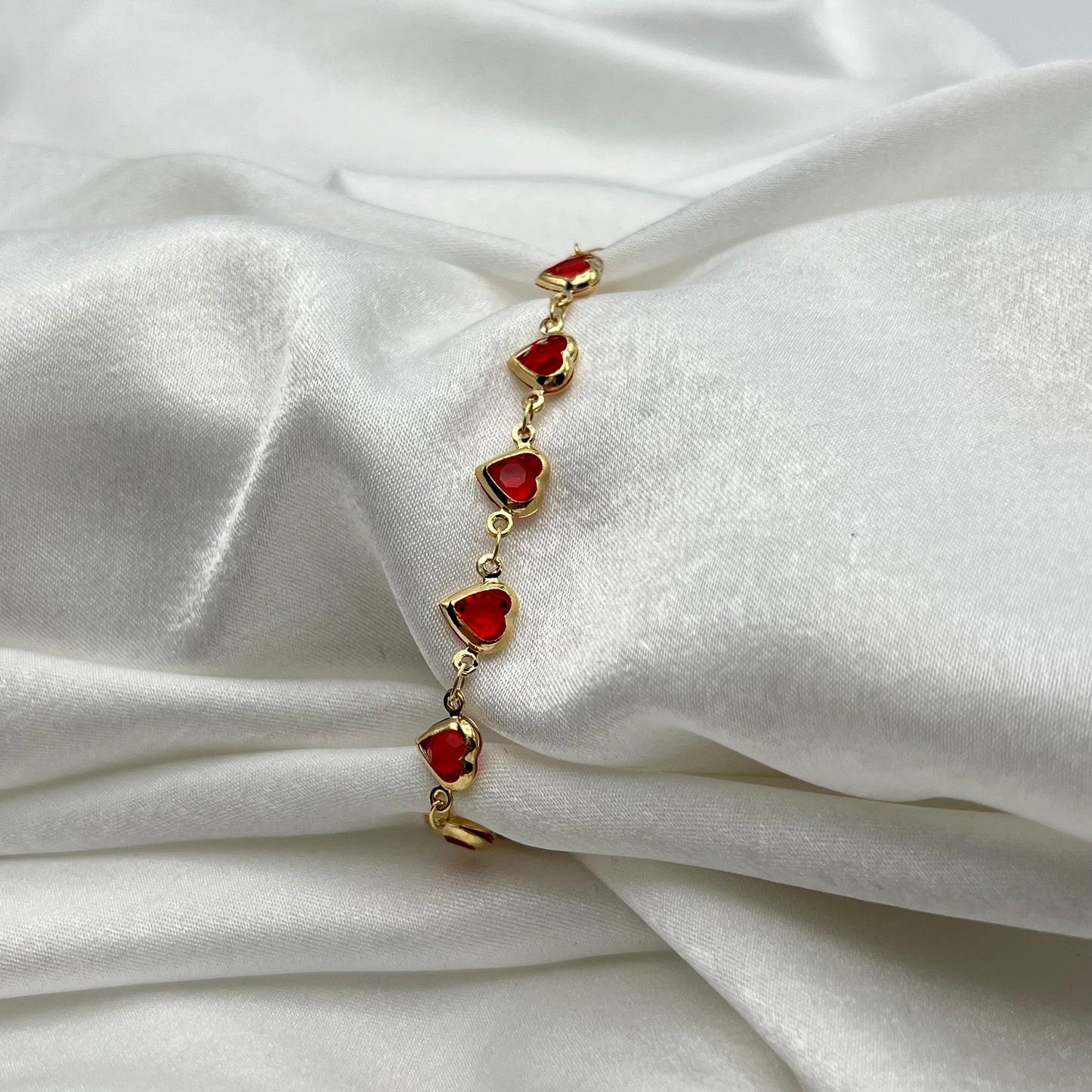 ❤️ Red Heart Bracelet