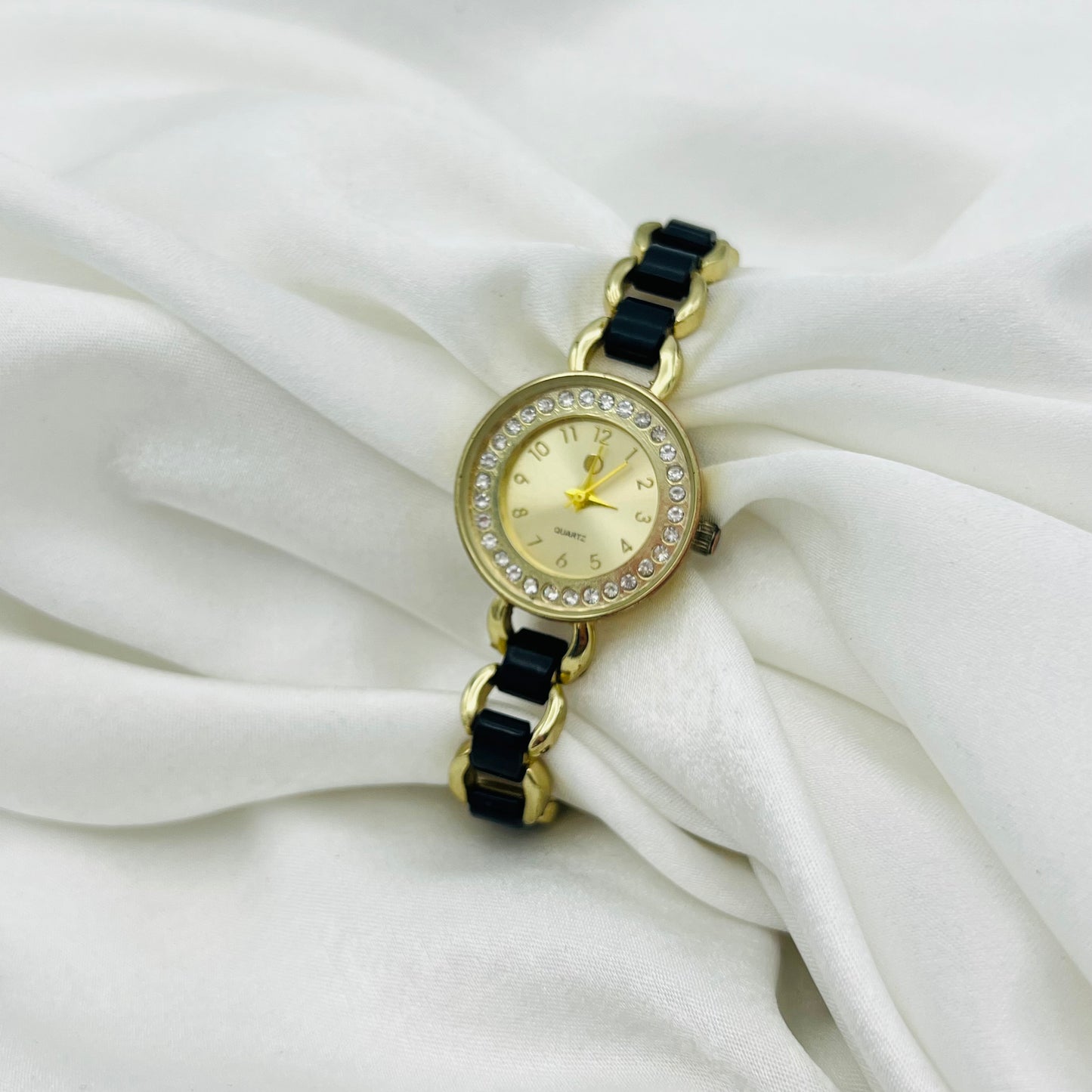 🖤 Gold-Toned Watch with Black Detailing