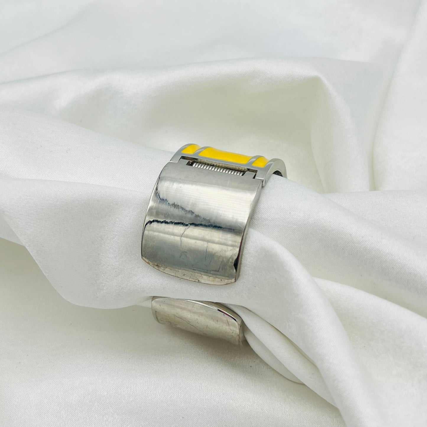 💛 Yellow Cuff Watch