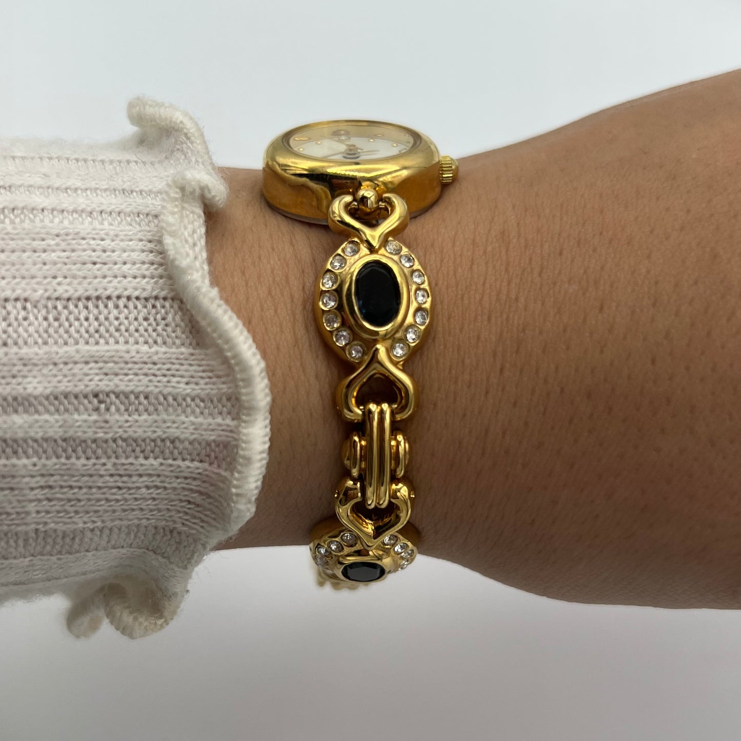 ✨💙 Sapphire-Toned Detailed Watch