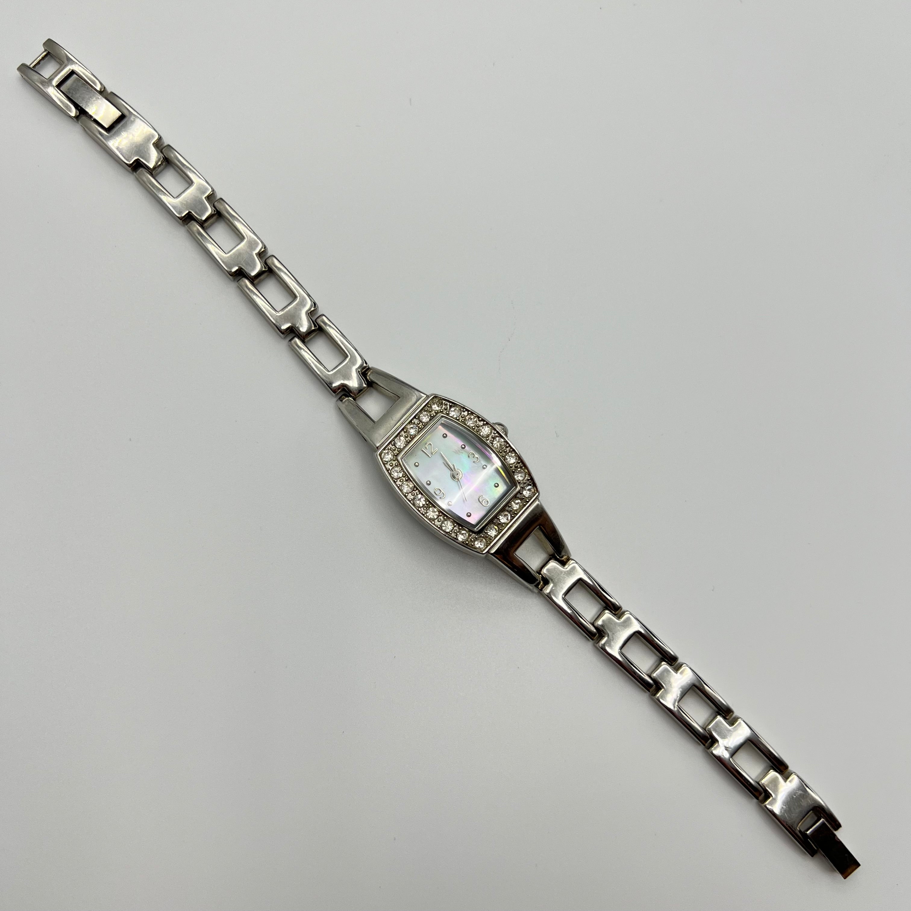 💎 Silver-Toned Diamanté Watch with Iridescent Dial