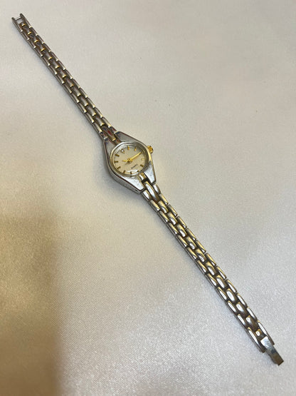 💛 🩶 Dainty Two-Toned Round Face Watch