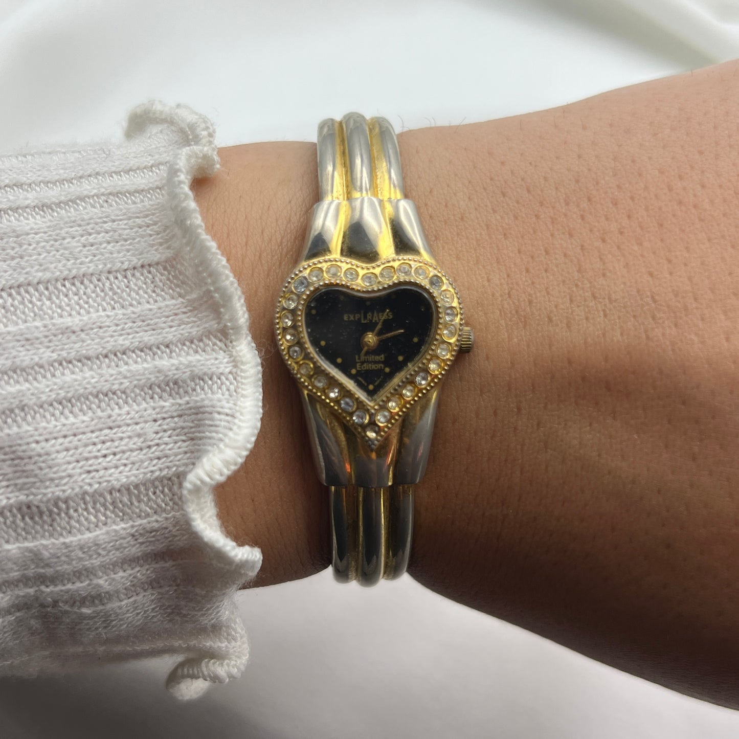 Cute Heart Bangle Watch