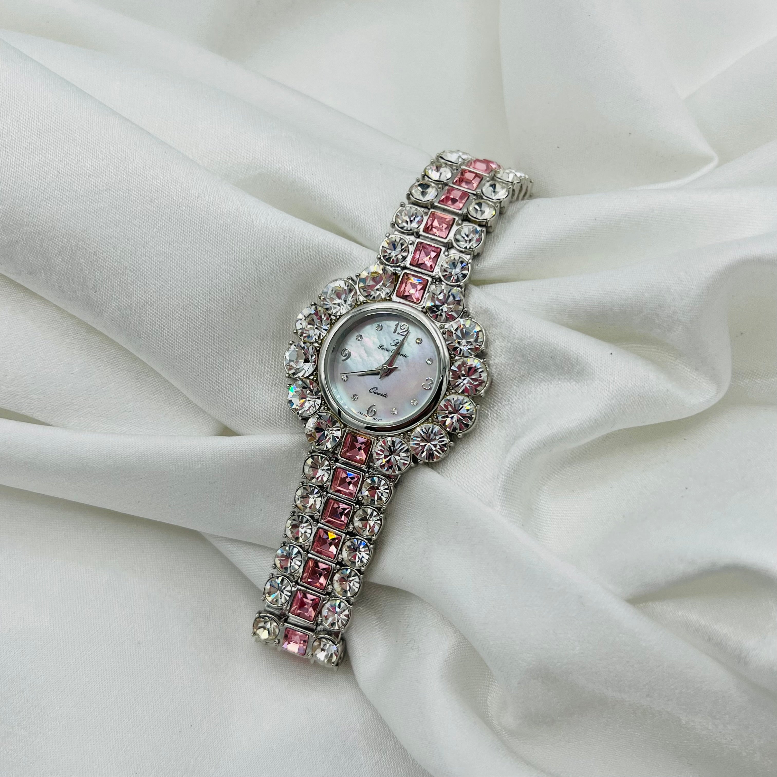 💎💓 Pink Diamanté Watch with Mother of Pearl Dial