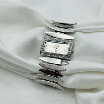 Unique Detailed Watch