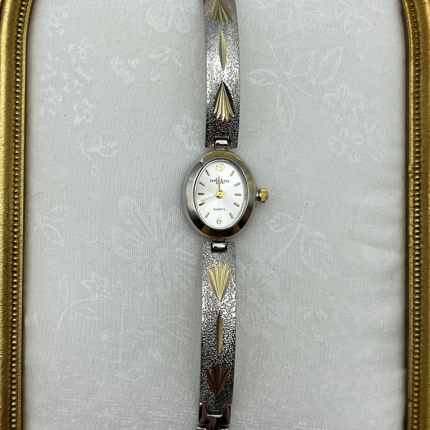Carved Detailed Two-Tone Watch