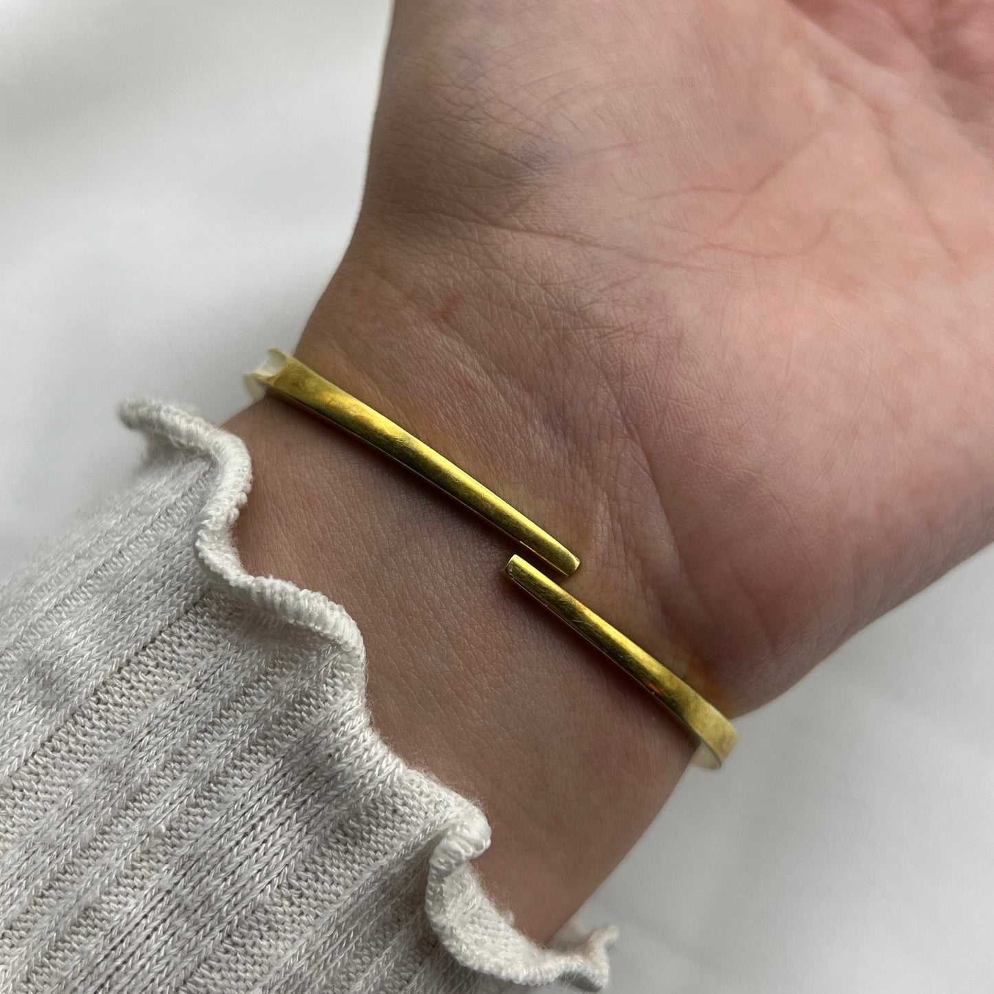 EXTREMELY RARE Swiss Floral Bangle Peek-a-boo Watch