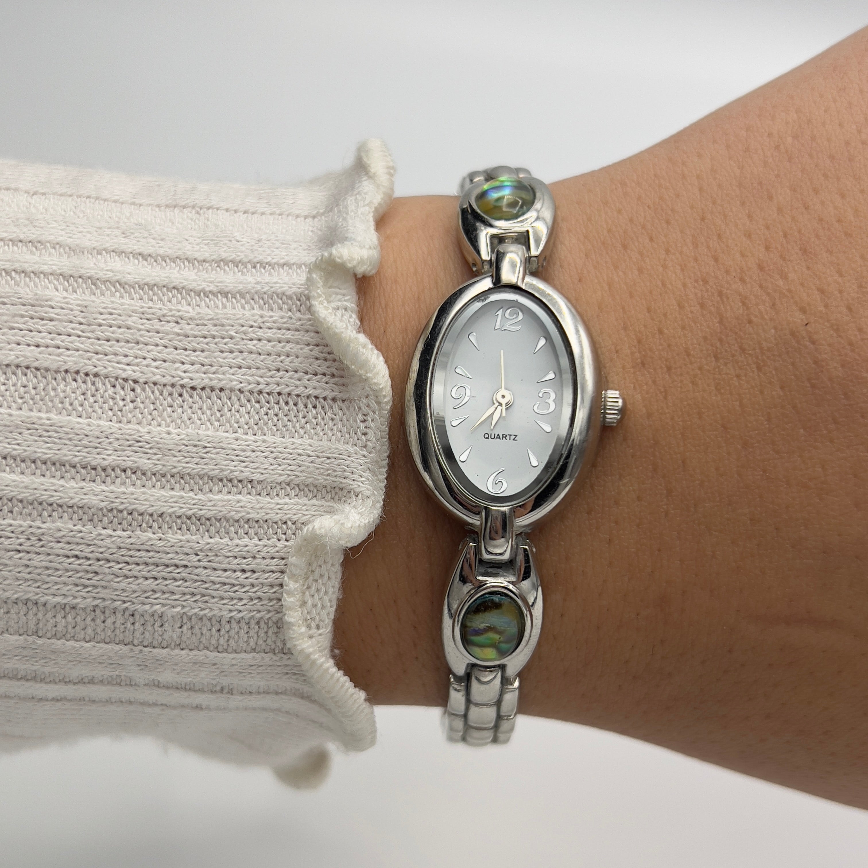 🧜‍♀️ Silver-Toned Watch with Abalone Detailing