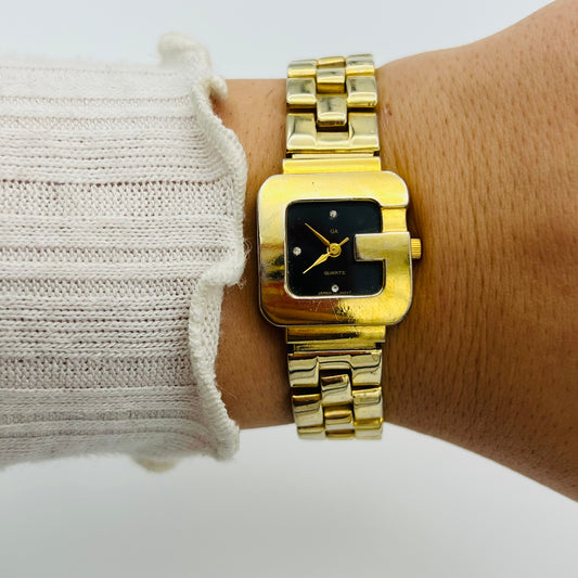 💛 Gold-Toned Watch with Monogram “G” Dial