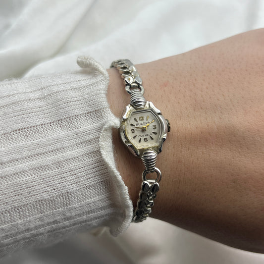 Bulova 17 Jewels Silver-Toned Watch