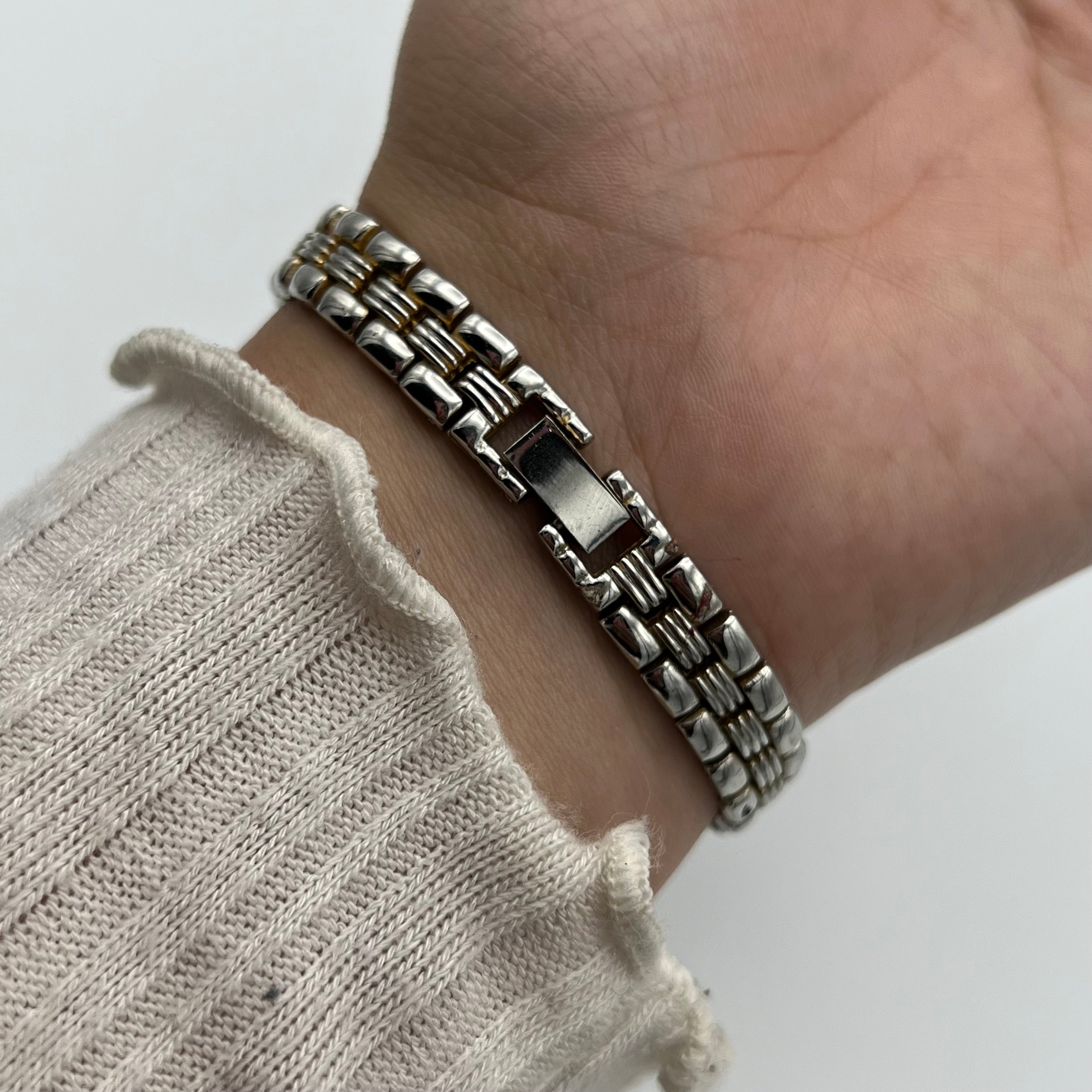 ✨🩶 Dainty Two-Toned Diamanté Watch