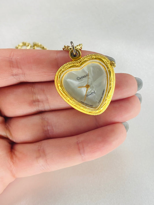 💛 Gold Heart Face Necklace Watch