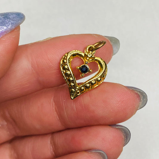 Intricate Detailed Heart Pendant